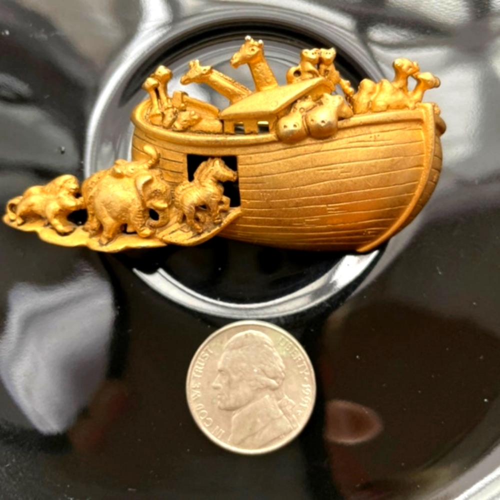 Vintage 1980s AJC Matte Gold Tone Noah's Ark Biblical Brooch